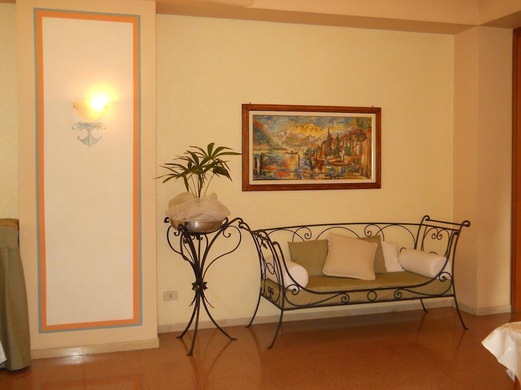 Albergo Ristorante Aquila Сулцано Екстериор снимка