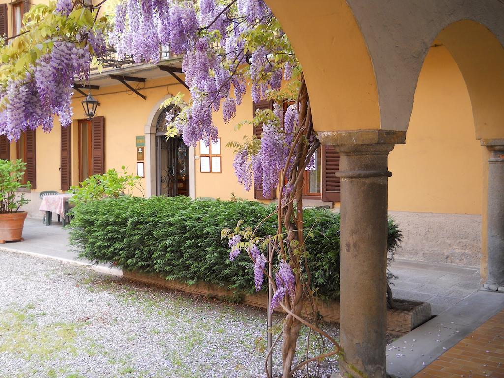 Albergo Ristorante Aquila Сулцано Екстериор снимка
